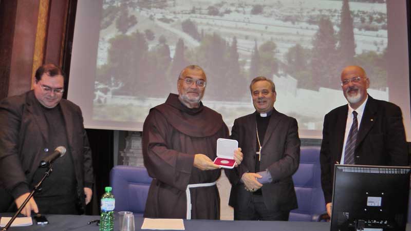 Photogallery 12/04/2015 Delegazione di Molfetta: Conferenza - ''ESSERE CRISTIANI IN TERRA SANTA OGGI'' Auditorium A. Salvucci-Museo Diocesano - Mercoledì 22 aprile 2015 alle ore 19,30