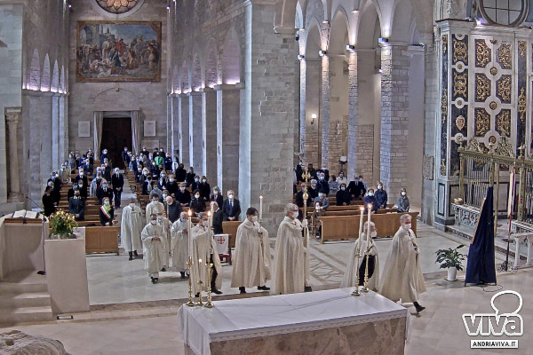 Santa Messa per la festa della Madonna di Palestina. Foto Sacrestia della Cattedrale di Andria